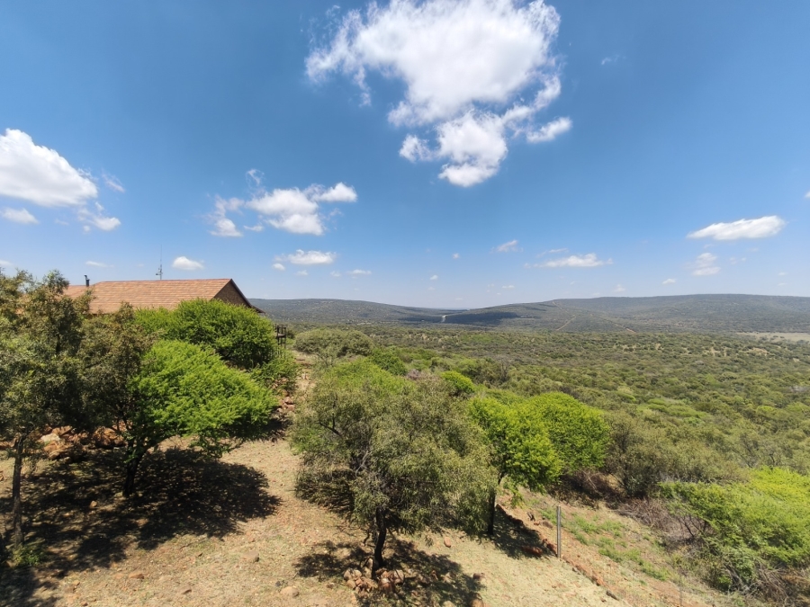 4 Bedroom Property for Sale in Swartruggens North West